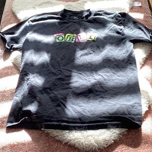 Obey tee